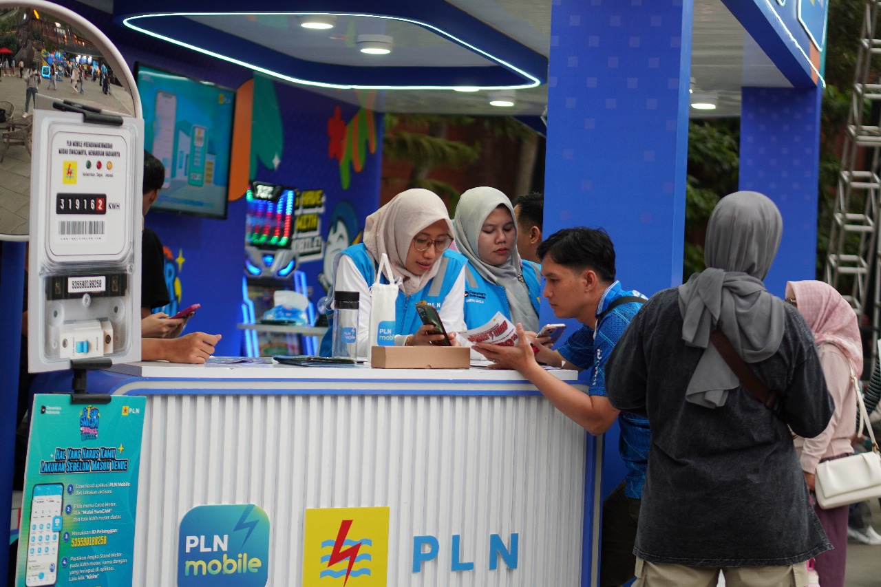 PLN Luncurkan Program Gelegar SwaCAM, Permudah Pelanggan Catat Pemakaian Listrik Mandiri