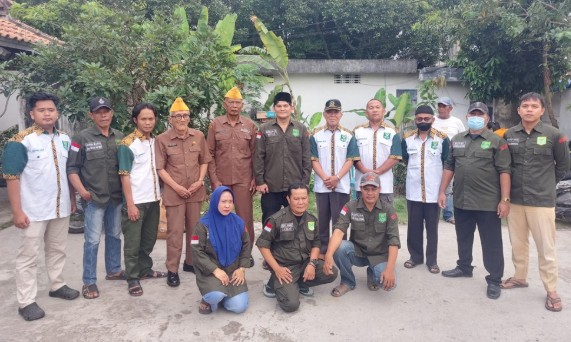 Peduli Sesama, TP Sriwijaya OKU Timur Bagikan Sembako