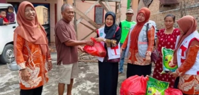 Salurkan Bantuan dan Layanan Kesehatan untuk Korban Kebakaran