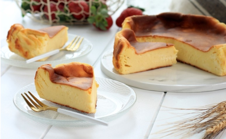 Cara Membuat Basque Burnt Cheesecake, Dessert Kekinian yang Viral!