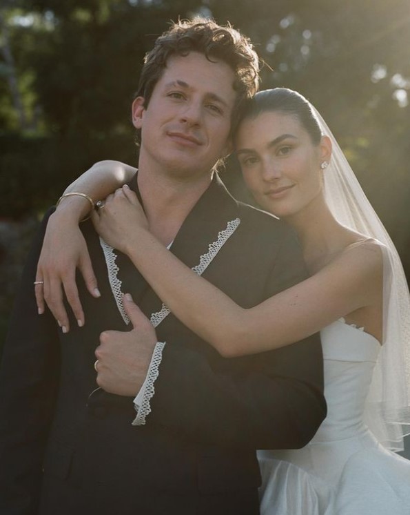 Charlie Puth Umumkan Menikah dengan Brooke Sansone