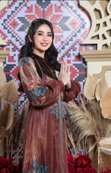 Dewi Perssik Habiskan Hari Pertama Puasa Bersama Putranya