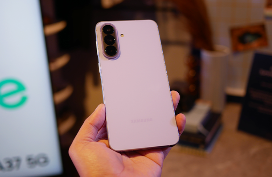 Bukan Flagship, Tapi Speknya Ngeri! Ini Dia Samsung Galaxy A57 5G Terbaru