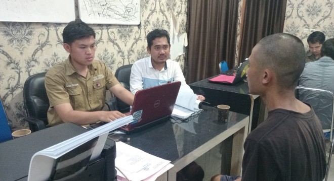 Pemuda di OKU Timur Ditangkap Usai Rampas HP Siswi di Dalam Kelas