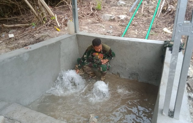 Bangun RUNPUMP, 200 KK di Desa Kambang Tersenyum Nikmati Air Bersih