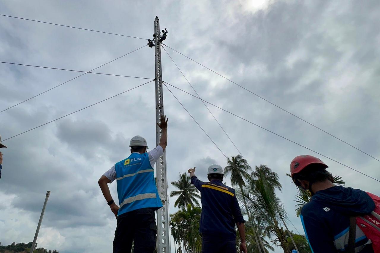 Menteri ESDM Tinjau Langsung Perbaikan Kelistrikan Aceh oleh PLN