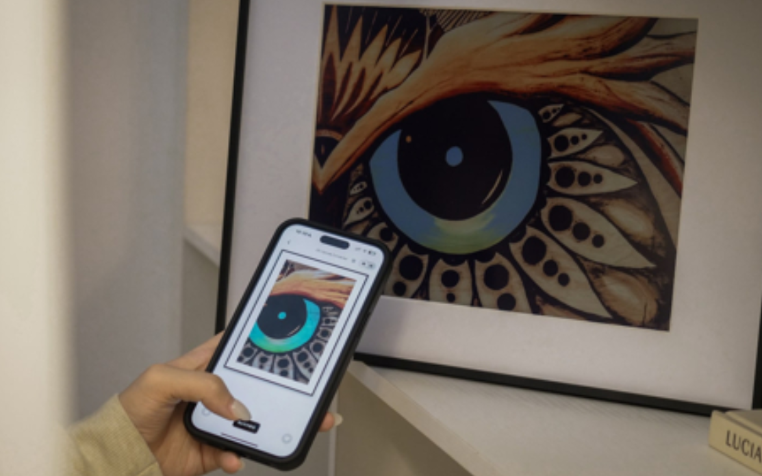 Fraimic Smart Canvas Ubah Perintah Suara Jadi Lukisan Digital Resmi Dipamerkan di CES 2026