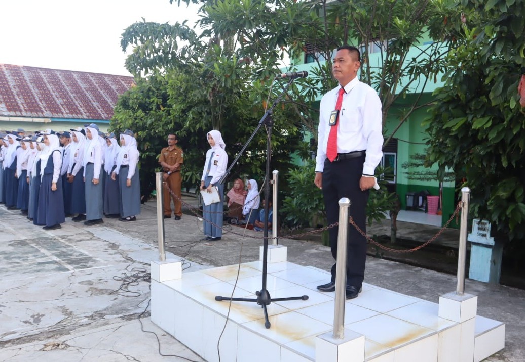 Jadi Irup, Kasat Narkoba Polres OKU Edukasi Bahaya Narkoba Kepada Siswa 