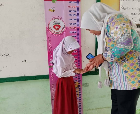 Rutin Lakukan Pemeriksaan untuk Monitor Kesehatan Anak