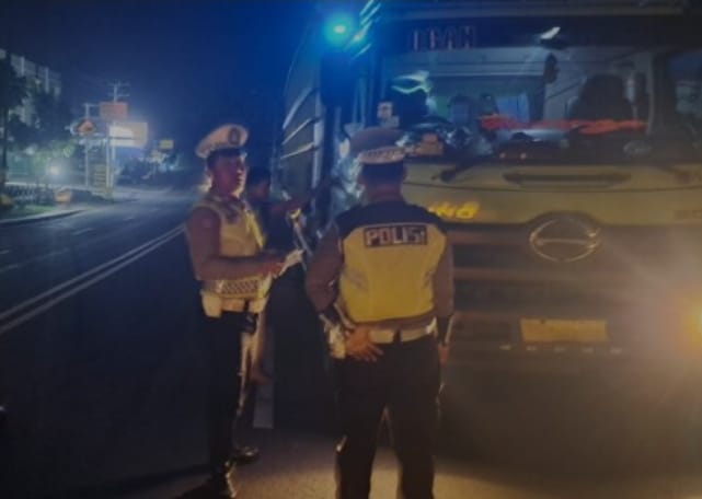 Polisi Tilang 50 Kendaraan Angkutan Batu Bara yang Melintasi OKU