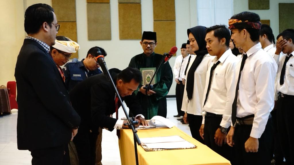 471  Anggota PPS Pilkada OKU 2024 Dilantik KPU