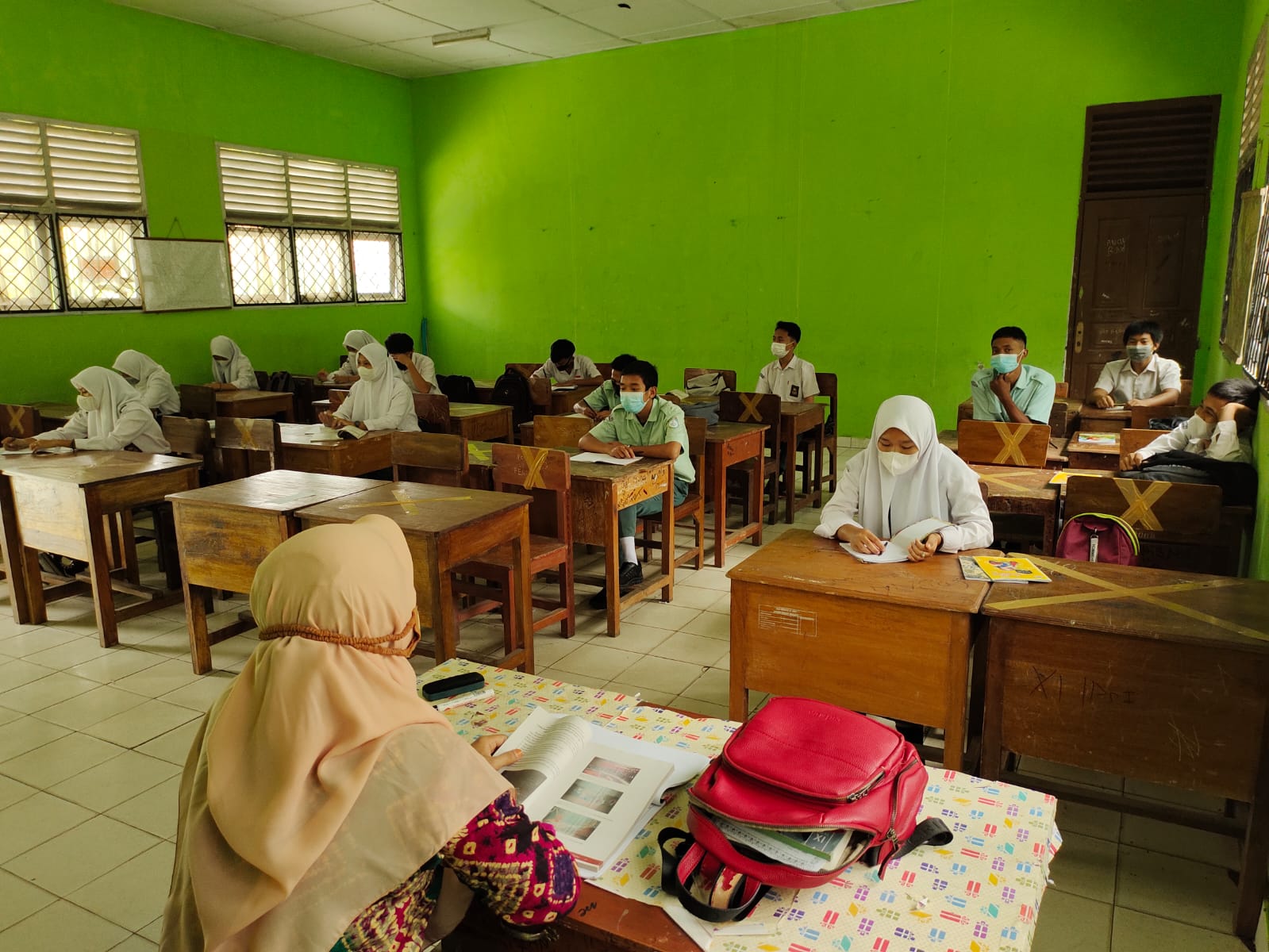 KBM Tatap Muka, SMAN 11 OKU Terapkan Prokes Ketat dan Pangkas Jam Belajar