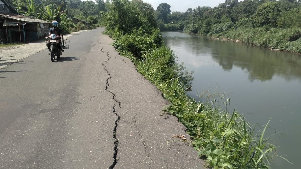 Prioritaskan Usulan Perbaikan Jalan Pusar