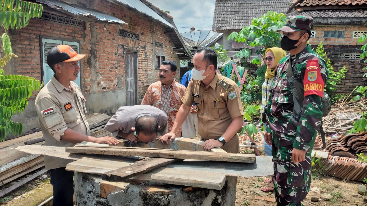 Heboh, Ada Sumur Airnya Mendidih dan Berbau