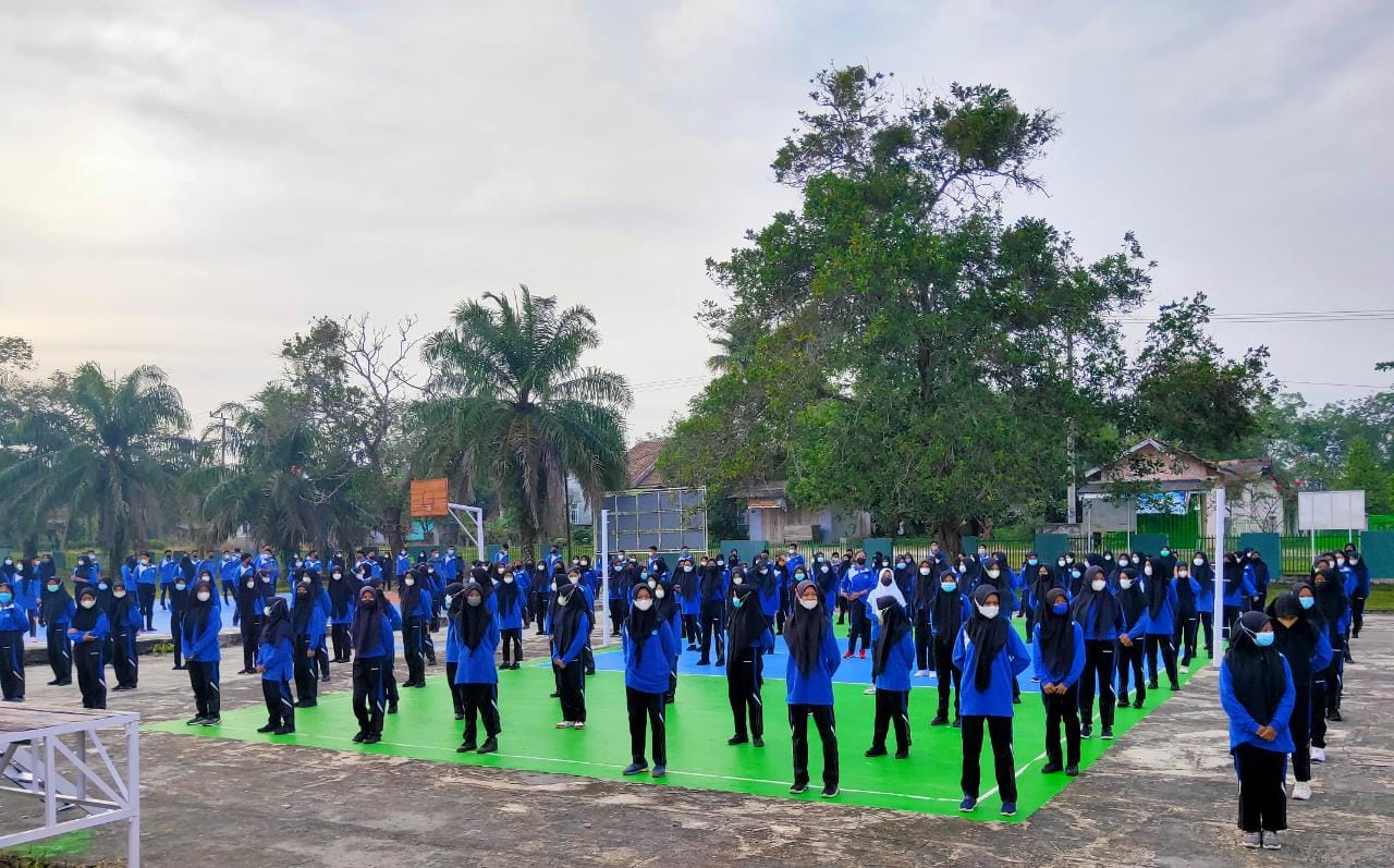 Menutup Pekan Pertama PTM, Siswa SMA Negeri 2 OKU Gelar Sarapan Bersama