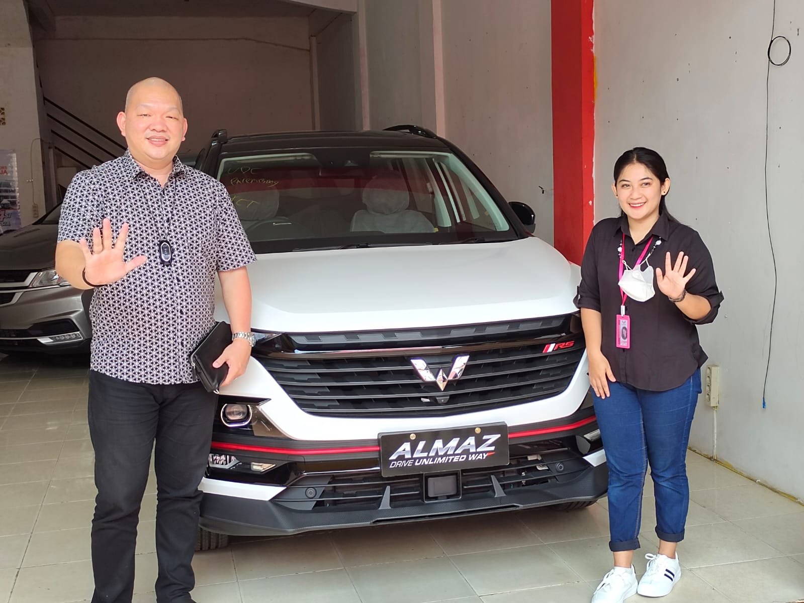 Buka Pos Penjualan Di Baturaja, Wuling Maju Motor Tawarkan Varian Ambulance