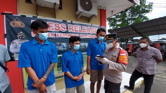 Transaksi Sabu di Makam, Peyet dan Odon Diamankan