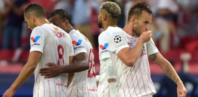 Banjir Penalti dan 1 Kartu Merah, Laga Sevilla vs Salzburg Berakhir Imbang