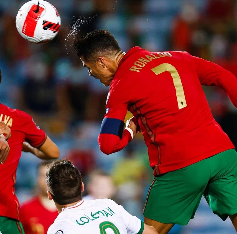 Dramatis, Ronaldo Bawa Portugal Pimpin Klesemen Grup A