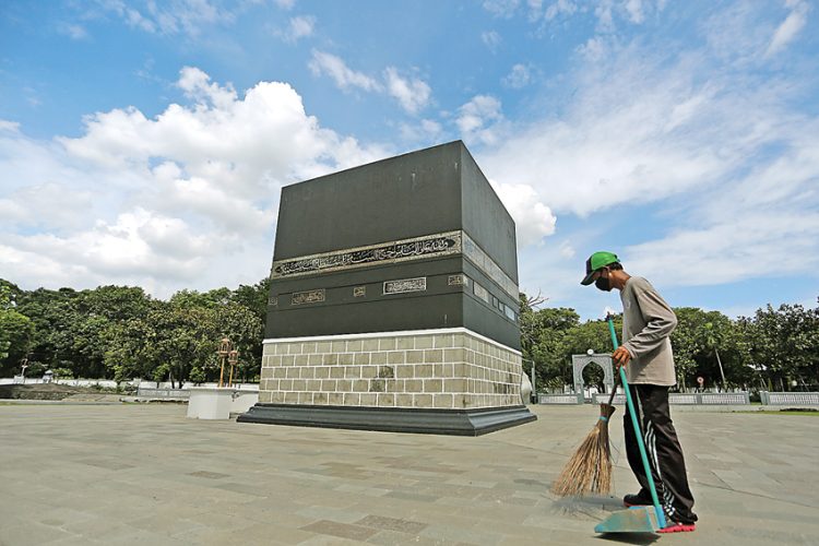 Lagi, Pemerintah Tunda Umrah