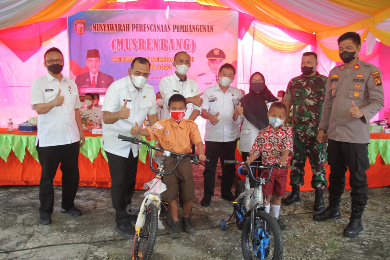 Gedung Serbaguna Diminta Jadi Prioritas