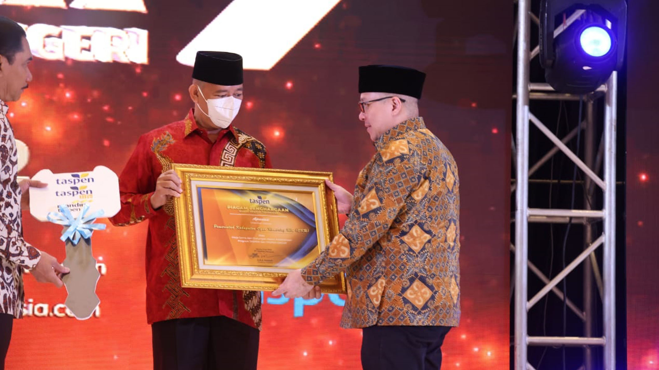 OKU Raih Penghargaan Terbaik Se Indonesia