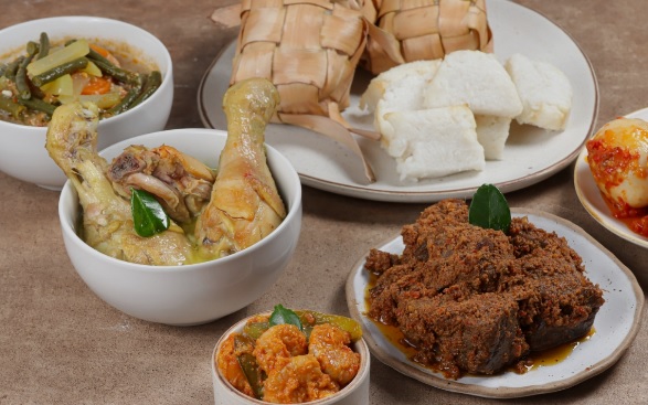 Panduan Pola Makan Sehat Saat Hari Raya