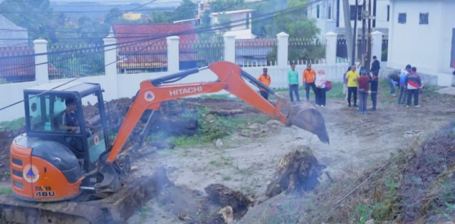 Gotong Royong ASN OKU Selatan, Rumah Dinas Bupati Siap Huni