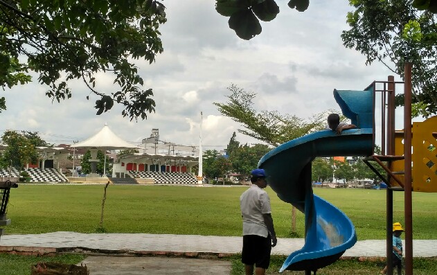 Malam Tahun Baru, Akses Taman Kota Baturaja 