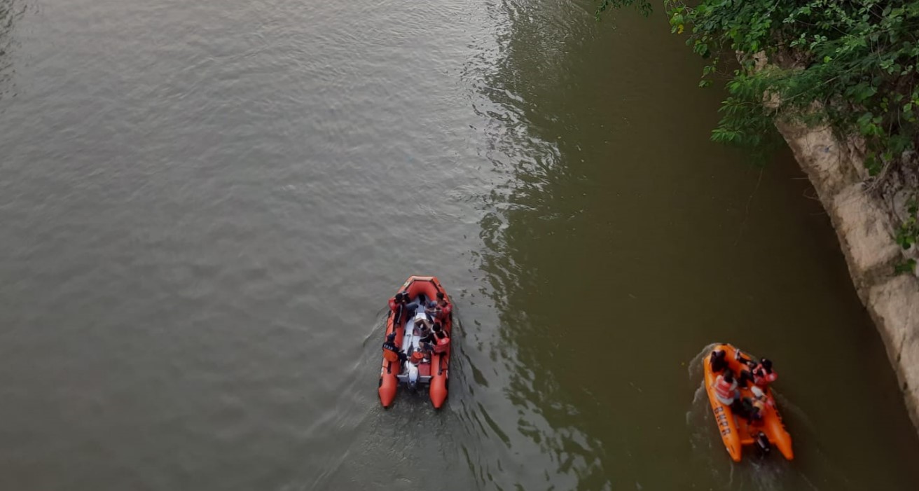 Jasad Atdenen Ditemukan di Sungai Ogan oleh Penyelam Tradisional