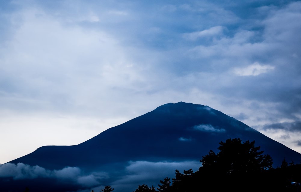 Gunung Fuji Belum Bersalju Hingga Akhir Oktober, Pecahkan Rekor 130 Tahun