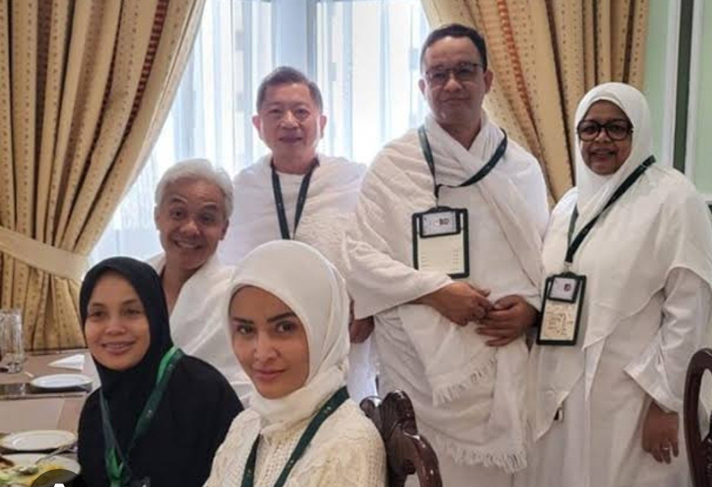 Ganjar Jumpa Anies di Mekkah: Tak Bahas Koalisi
