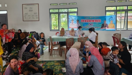 Cek Kesehatan Gratis Diserbu Warga, Deteksi Dini Hipertensi dan Diabetes