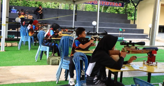 Polres OKU Timur Gelar Kejuaraan Menembak Kapolda Sumsel Cup 2025