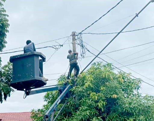 Pemkab OKU Pasang 31 Titik PJU Tenaga Surya