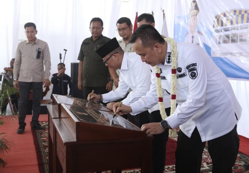 Pj Gubernur Sumsel Ke Oku Resmikan Dua Pasar Rangsang Ekonomi Lokal