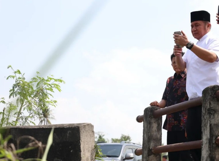 Saluran Air Rusak, Bupati Enos dan Gubernur Sumsel Gerak Cepat