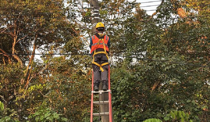 PLN UP3 Bengkulu Dekatkan Layanan ke Warga Lewat Festival Tabut 2025