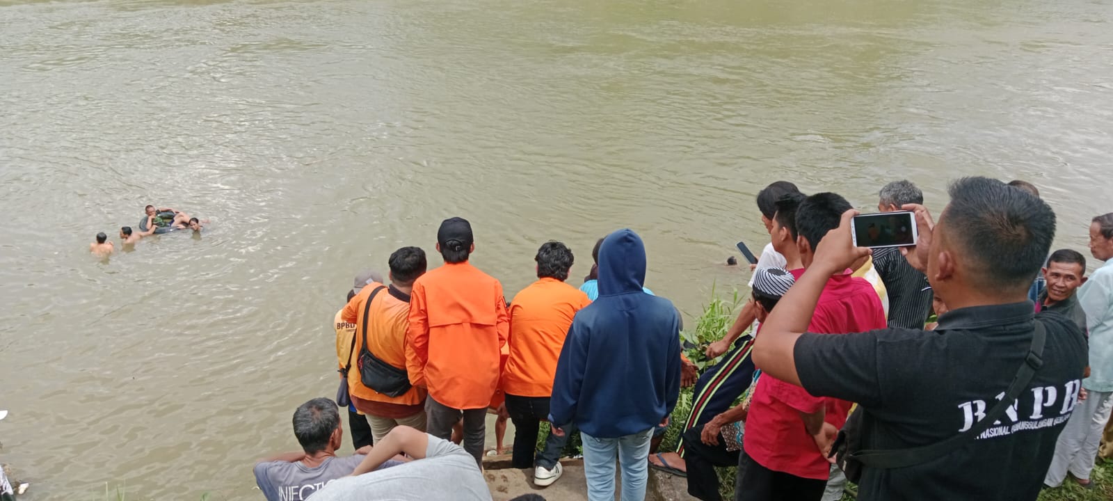Sungai Ogan Diduga Telan Dua Bocah Desa Tanjung Dalam