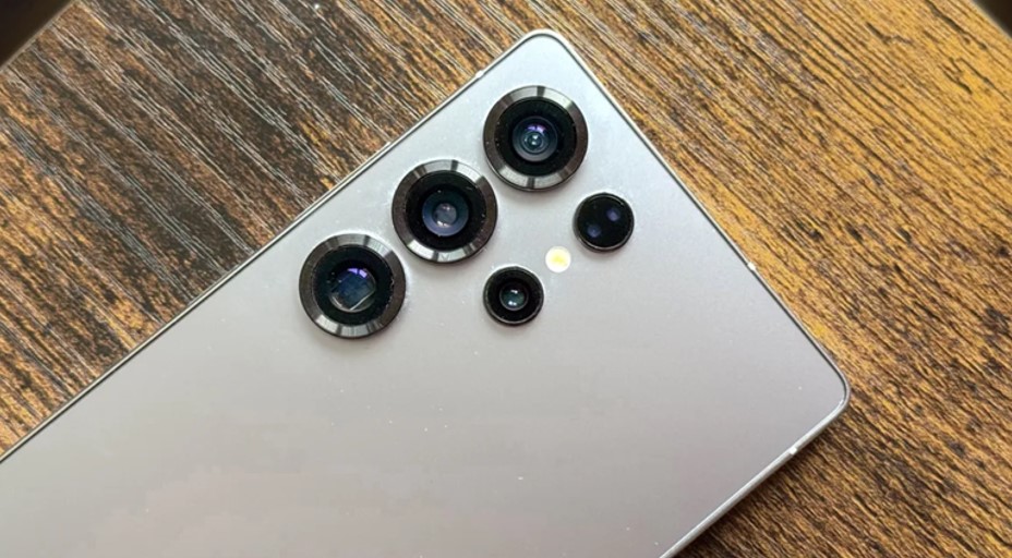 Ini Dia Bocoran Galaxy S26 Ultra Desain Lebih Tipis, Charging Lebih Cepat!