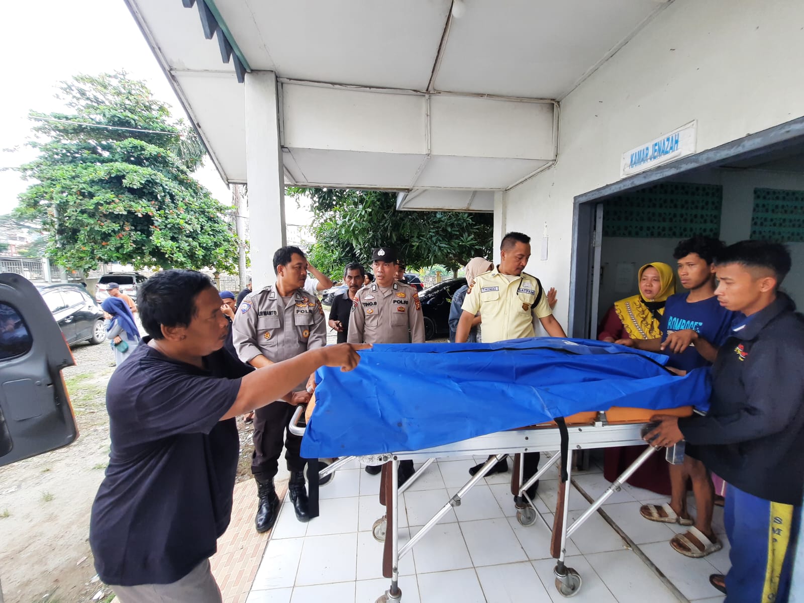 Pelajar SMK di Baturaja, Merenggang Nyawa Diduga Ditabrak Kereta