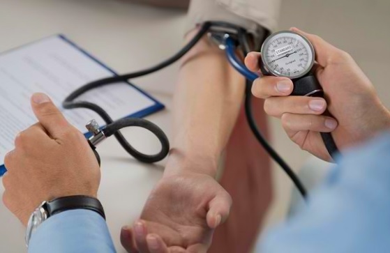 Puasa Ramadan untuk Pengidap Hipertensi Tetap Aman dengan Pola Hidup Sehat