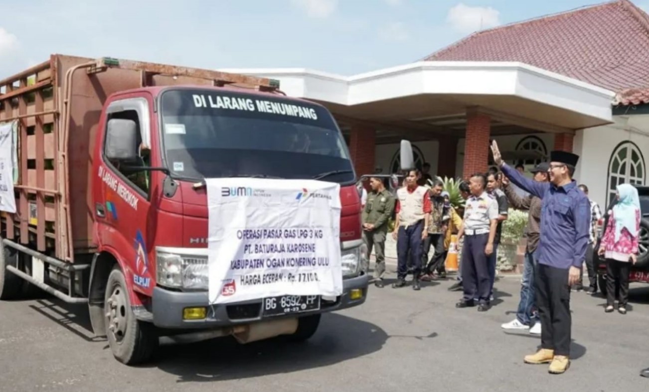 Soroti Kelangkaan, Pemkab OKU Gelar Operasi Pasar LPG 3 Kg