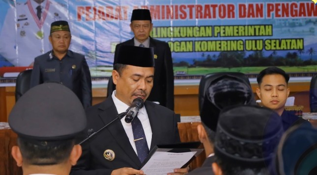 Bupati Abusama Lantik Pejabat Baru OKU Selatan