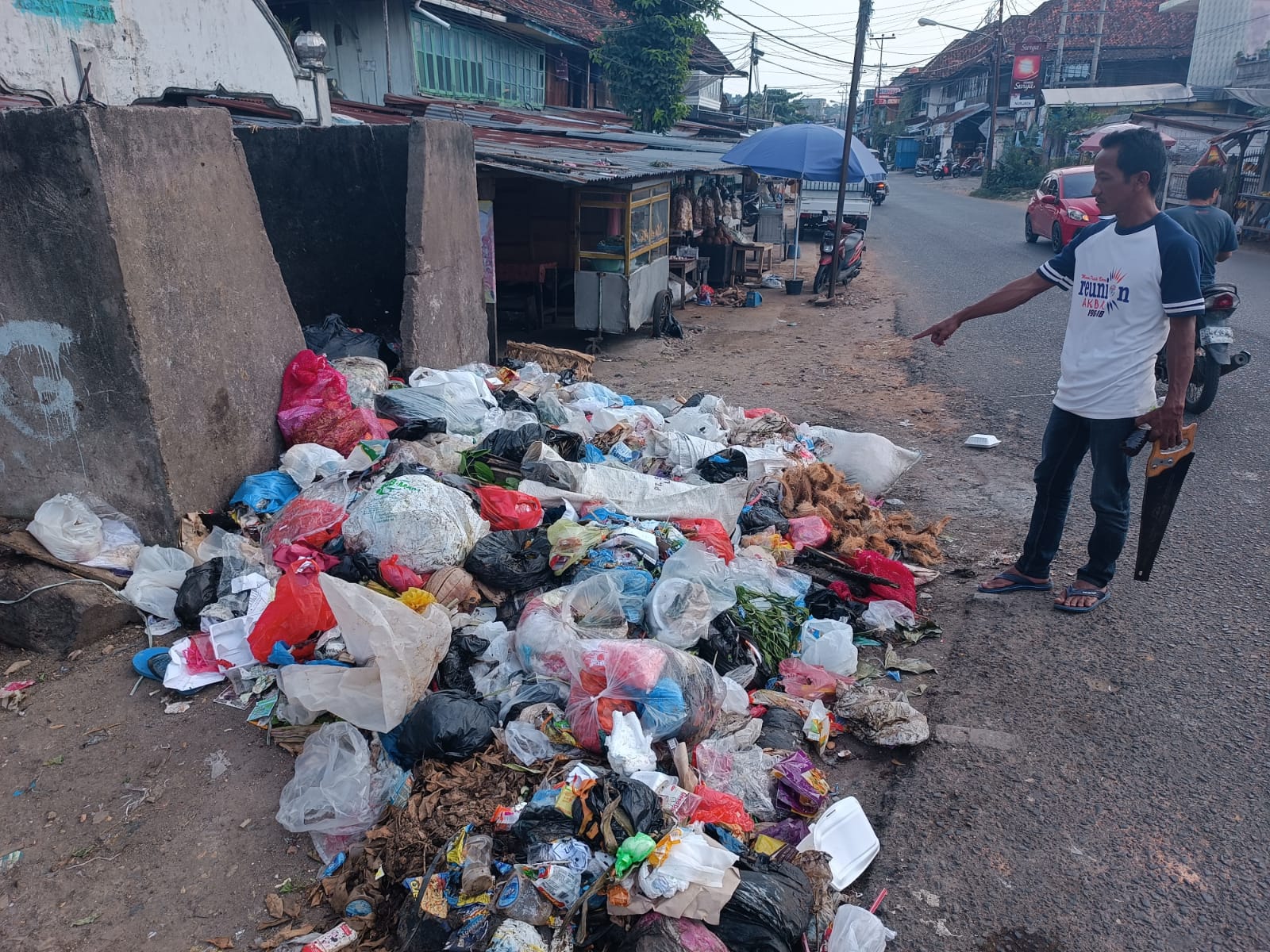 Masyarakat OKU Pilih Buang Sampah di Luar Kotak