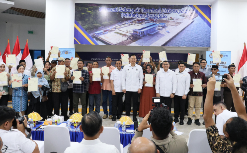 ATR-BPN 160 Sertipikat Diserahkan, Tegaskan Komitmen Hukum untuk Semua