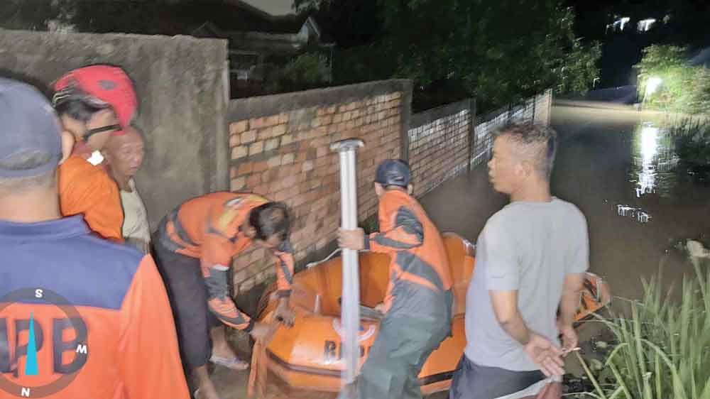 Puluhan Rumah Terendam Dampak Hujan Deras