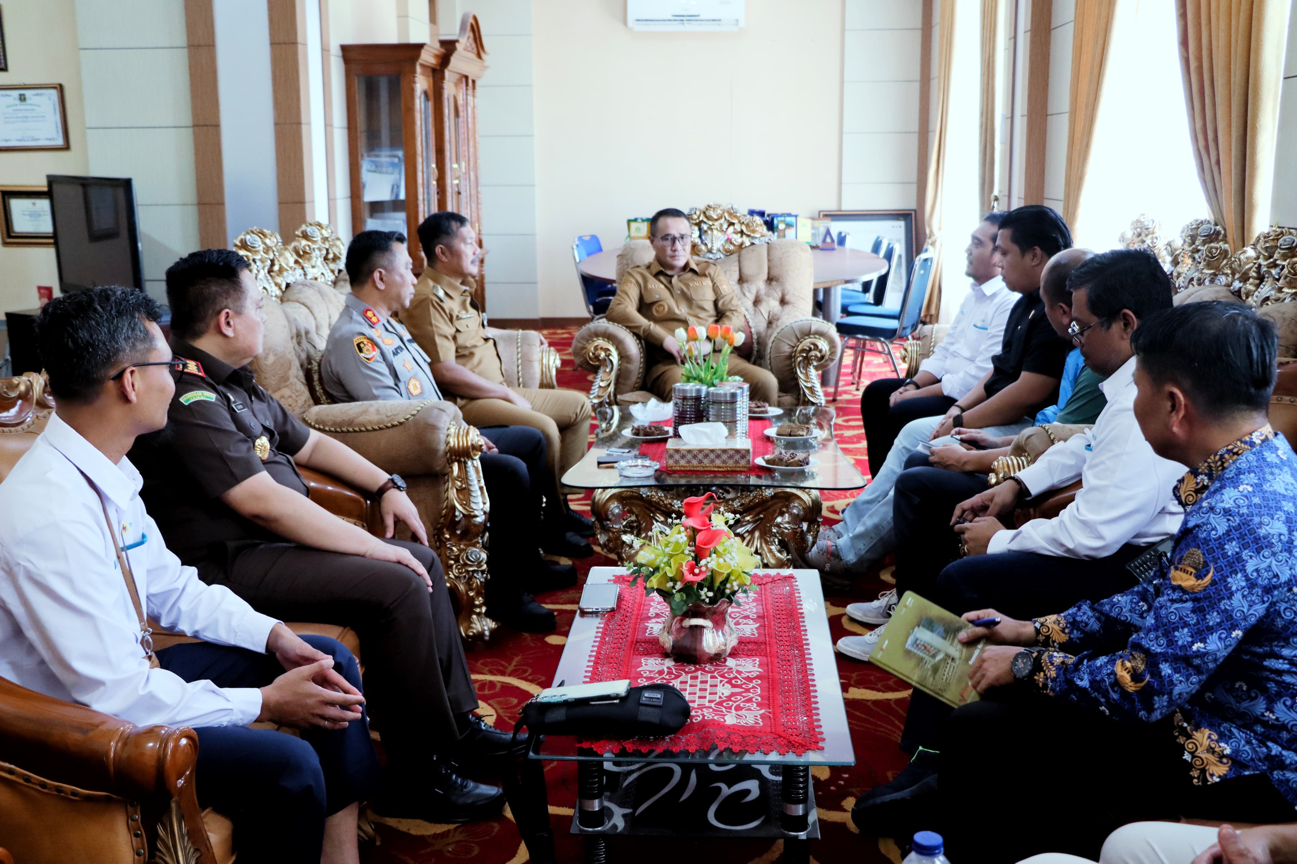 PLN Sinergi Bersama Forkopimda Pulihkan Listrik Kerinci dan Sungai Penuh