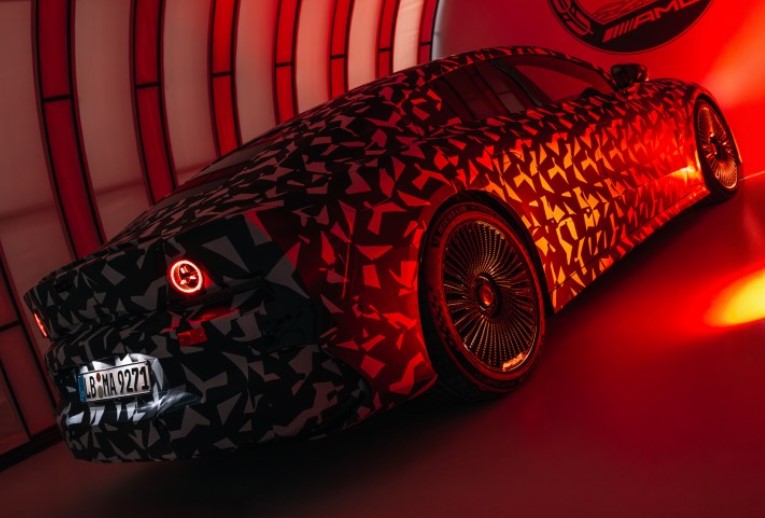 Mercedes AMG Bocorin Teaser GT 4-Door Coupe, Sedan Listrik Gahar!