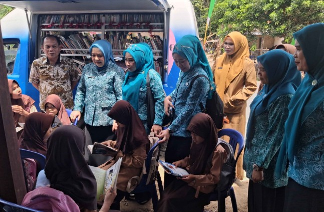 Perpustakaan Keliling OKU Selatan Diminati Siswa, Dorong Minat Baca Sejak Dini